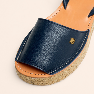 Alma Sandalia Piel Marino