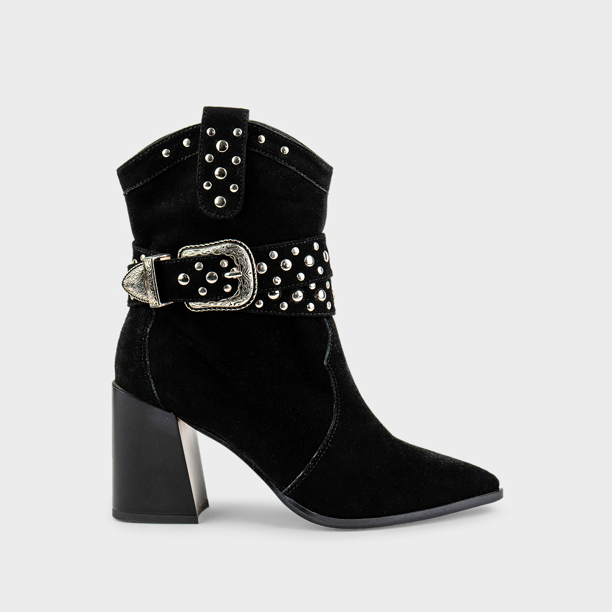 Mariel Botín Cowboy Negro