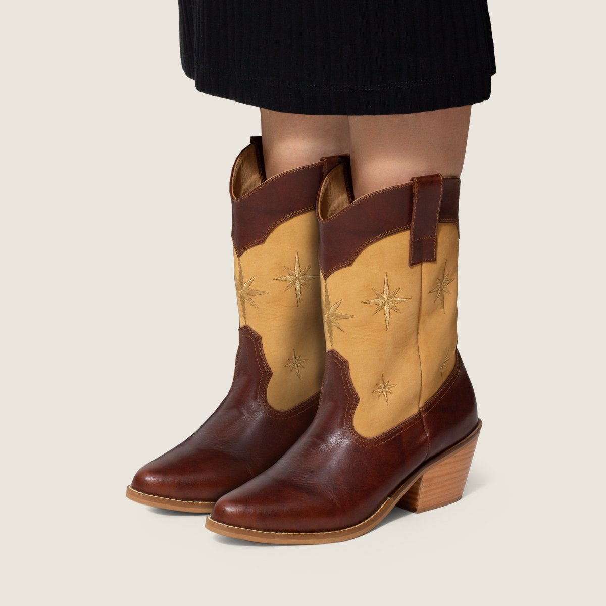 Bota Alta de Piel Julia Café