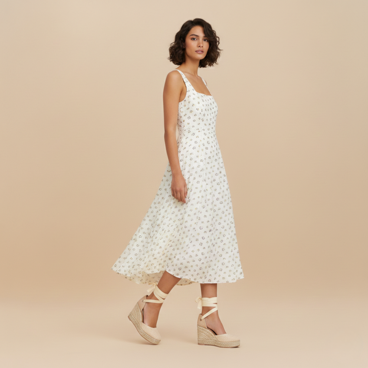 Vestido midi floral de tirantes