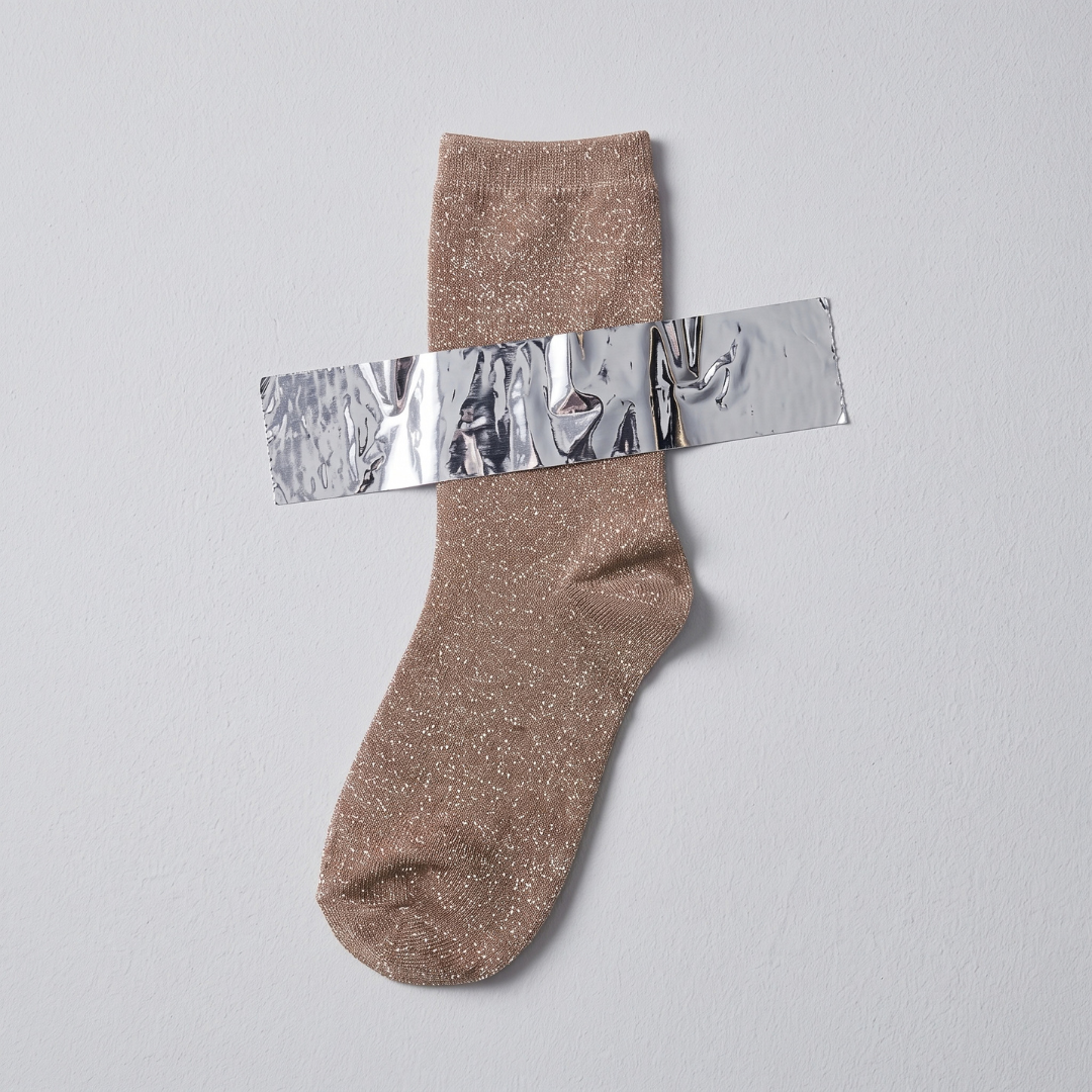 Calcetas Taupe de Brillos para Mujer