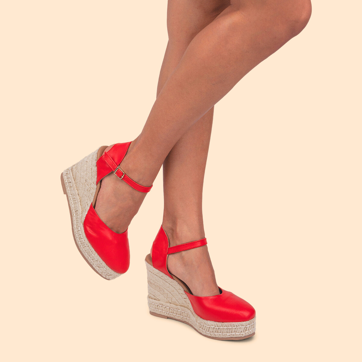 Micaela Rojo Carmín